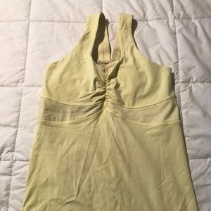 Lululemon Halter Top w pad inserts. Size 4 or 6